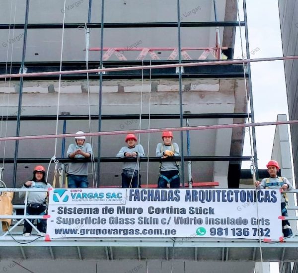 Trabajos en Muro Cortina Stick